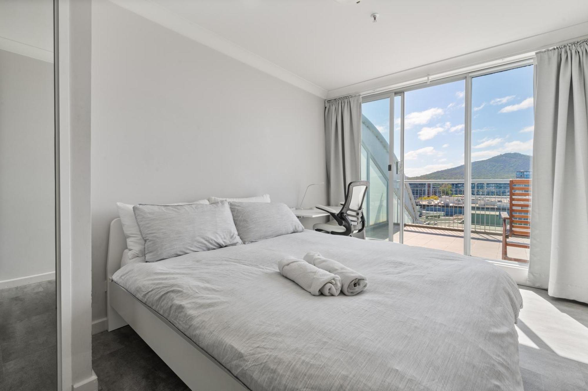 Spacious Ensuite Room In A City Centre Duplex Apartment-2 Canberra Eksteriør bilde